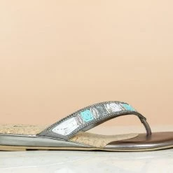 Inc.5 FLAT EMBROIDED THONG