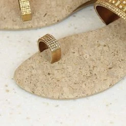 Inc.5 EMBROIDED FLAT TOE POST WOMEN