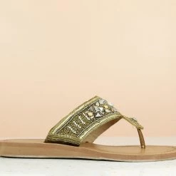 Inc.5 SALE EMBROIDED FLAT THONG