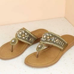 Inc.5 SALE EMBROIDED FLAT THONG