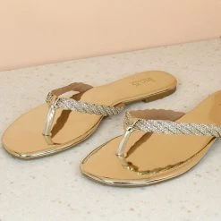 Inc.5 FLAT DIAMOND SANDAL