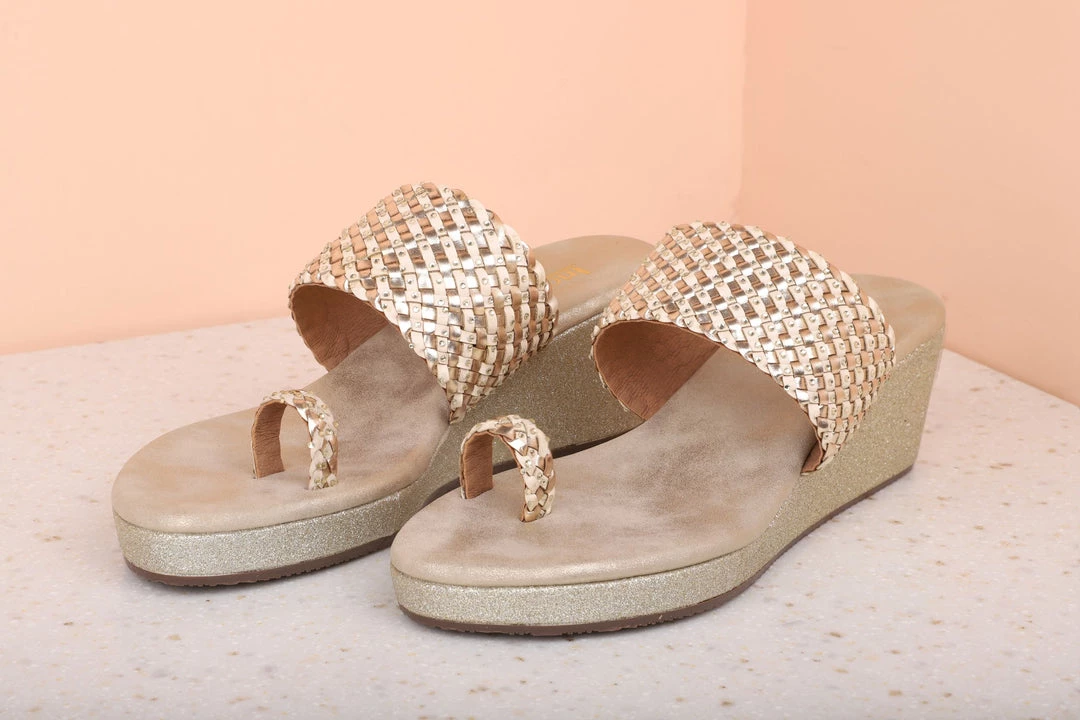 Inc.5 Inc5 DIAMOND PLATFORM TOE POST 6 Inc.5 Inc5 DIAMOND PLATFORM TOE POST