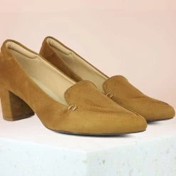 Inc.5 HEELED POINTED TOES-TAN