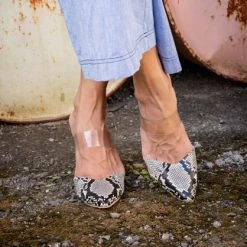 Inc.5 SALE TRANSPARENT STRAP STILETTO PUMPS-WHITE