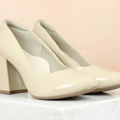 Inc.5 BLOCK HEEL PATTENT PUMP SHOES - BEIGE