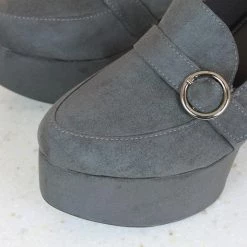 Inc.5 HEELED SUEDE CLOSE SHOE 8 Inc.5 HEELED SUEDE CLOSE SHOE