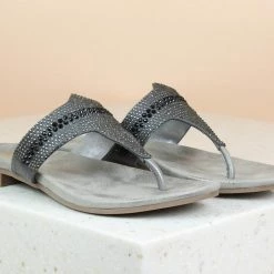 Inc.5 FLAT EMBROIDED THONG SALE