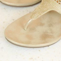 Inc.5 FLAT EMBROIDED THONG