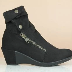 Inc.5 WOMEN SUEDE BOOTS