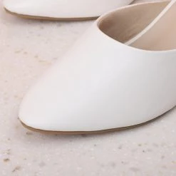 Inc.5 BLOCK HEEL MULES-WHITE