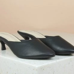 Inc.5 KITTEN HEEL MULES Inc5