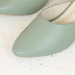 Inc.5 Inc5 KITTEN HEEL MULES