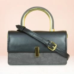 Inc.5 FLAP CLUTCH BAGS