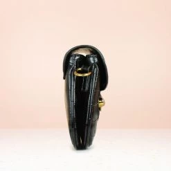 Inc.5 BAGS SLING BAG