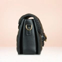 Inc.5 BAGS SLING BAG