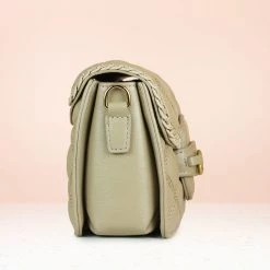 Inc.5 BAGS SLING BAG