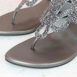 Inc.5 CRYSTAL DIAMOND VEDGE THONG Inc5