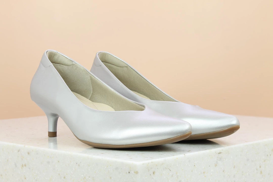 Inc.5 KITTEN HEEL PUMP SHOE 3 Inc.5 KITTEN HEEL PUMP SHOE