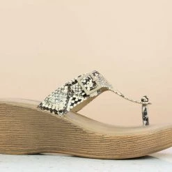 Inc.5 SNAKE PRINT PLATFORM THONG Inc5