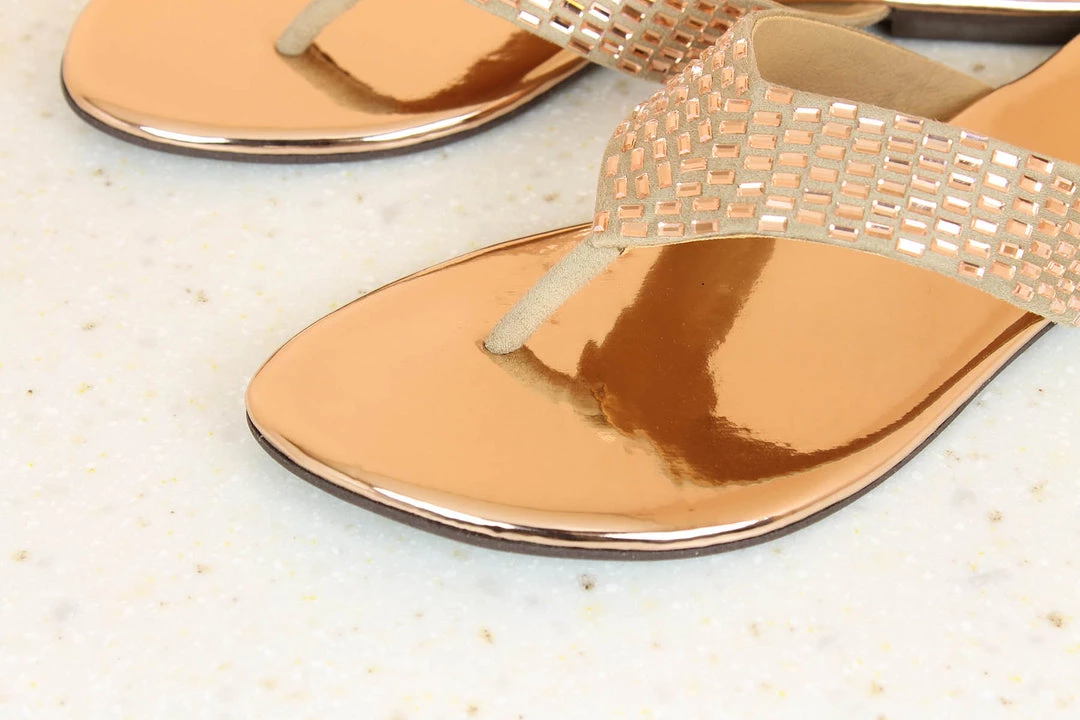 Inc.5 Inc5 FLAT DIAMOND THONG 4 Inc.5 Inc5 FLAT DIAMOND THONG