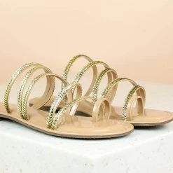 Inc.5 LACED FLAT TOE POST Inc5