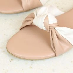 Inc.5 KNOTTED FLAT MULES