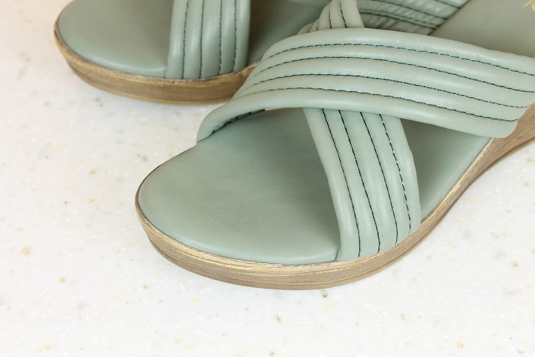 Inc.5 VEDGE HEEL MULES Inc5 4 Inc.5 VEDGE HEEL MULES Inc5