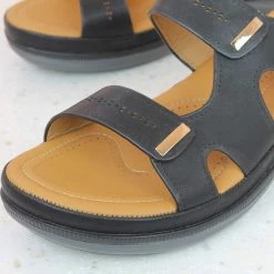 Inc.5 M-STRAP COMFORT MULE-BLACK 9 Inc.5 M-STRAP COMFORT MULE-BLACK