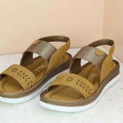 Inc.5 WOMEN COMFORT CASUAL PU SANDAL-TAN