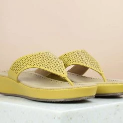 Inc.5 CUTWORK COMFORT THONG - YELLOW