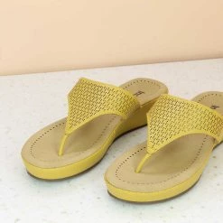 Inc.5 CUTWORK COMFORT THONG - YELLOW