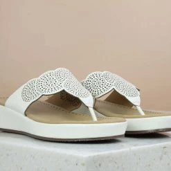 Inc.5 CUTWORK COMFORT THONG - WHITE