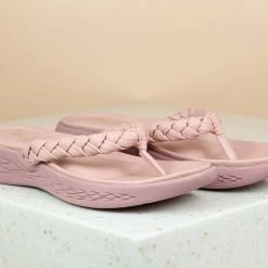 Inc.5 COMFORT WOVEN THONG