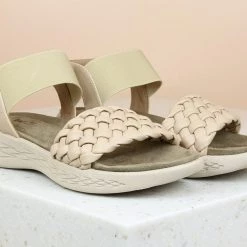 Inc.5 WOVEN COMFORT SANDAL