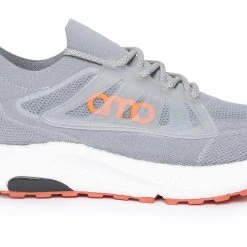 AMP Men Lace-Up Sports Shoes