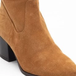 Heel & Buckle London Tan Suede Boots WOMEN