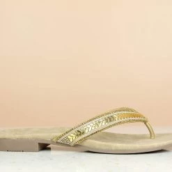 Inc.5 EMBROIDED FLAT THONG