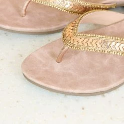 Inc.5 WOMEN EMBROIDED FLAT THONG 9 Inc.5 WOMEN EMBROIDED FLAT THONG