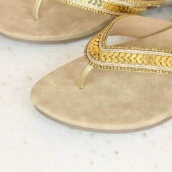 Inc.5 EMBROIDED FLAT THONG