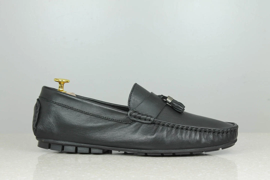 PRIVO By Inc5 TASSLE MOCCASINS-BLACK MEN 6 PRIVO By Inc5 TASSLE MOCCASINS-BLACK MEN