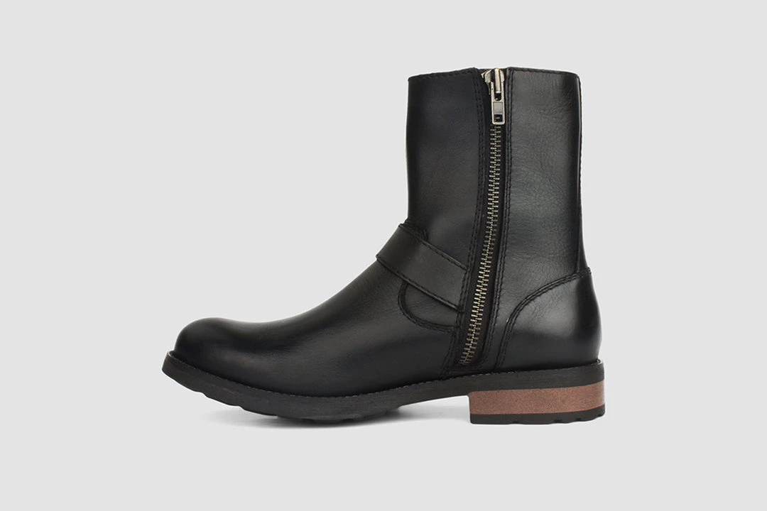 Language Kiera Boot 4 Language Kiera Boot