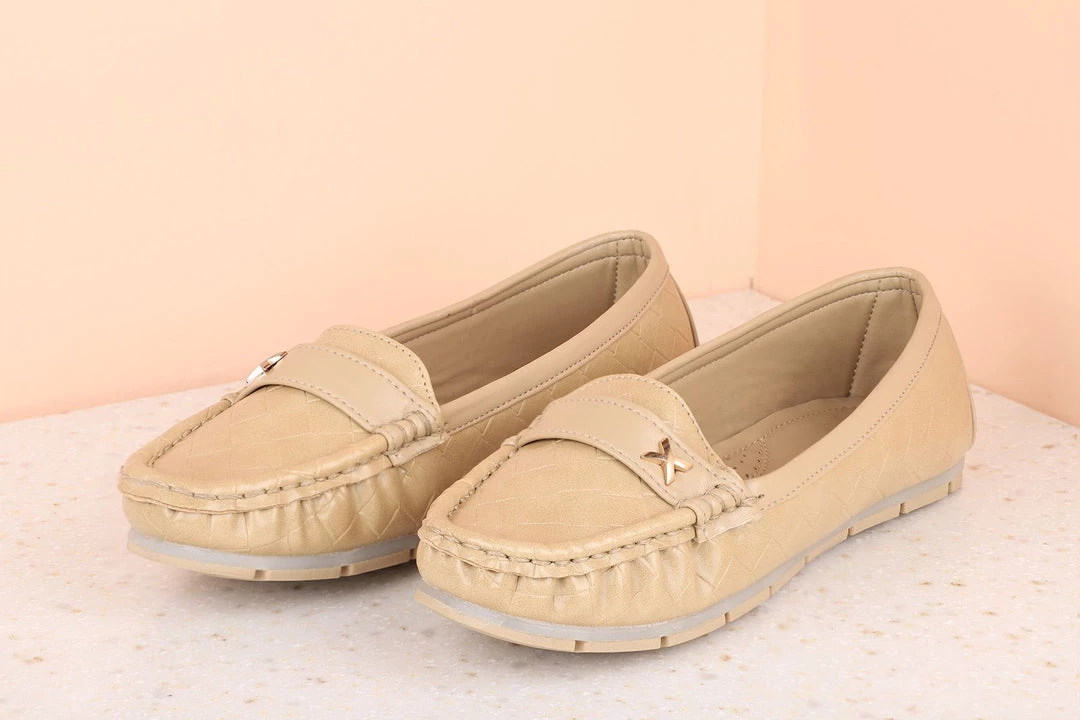 Inc.5 Moccasin Fashion Shoe For Womens 4 Inc.5 Moccasin Fashion Shoe For Womens