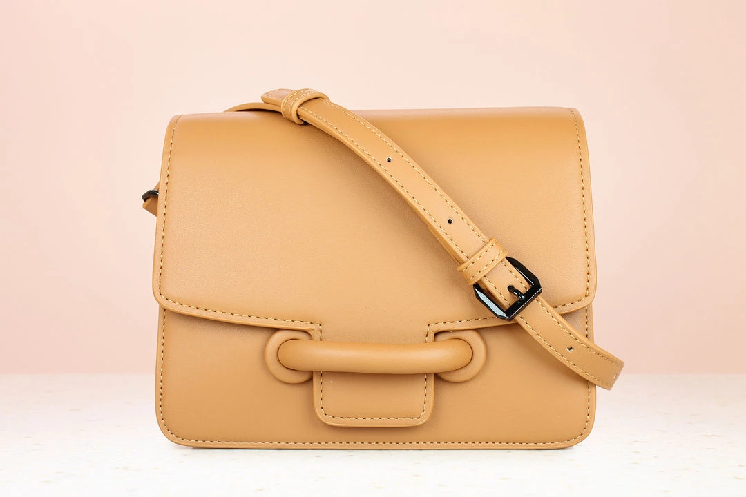 Inc.5 CASUAL FLAPPED CLUTCH - BROWN BAGS 3 Inc.5 CASUAL FLAPPED CLUTCH - BROWN BAGS